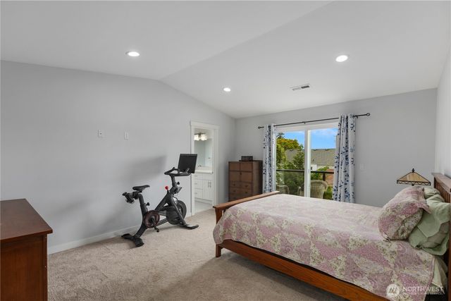 1528 S Walters Road, Tacoma, WA 98465