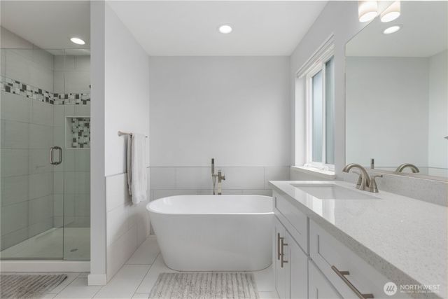 1528 S Walters Road, Tacoma, WA 98465