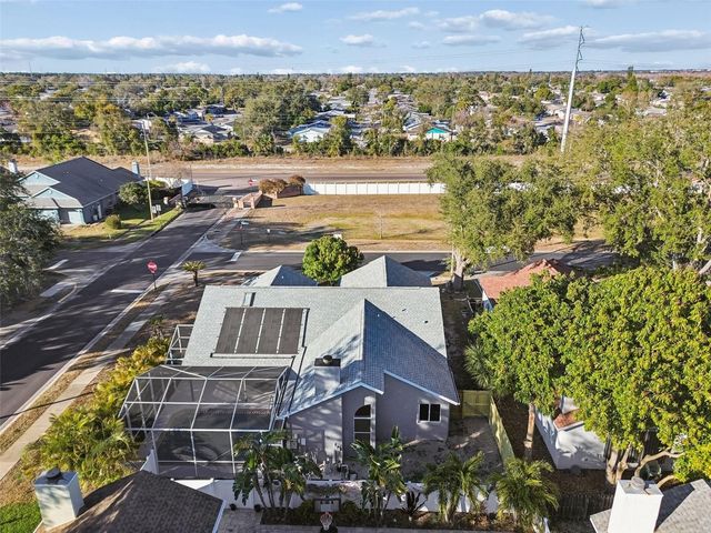 377 WOOD CHUCK AVENUE, Tarpon Springs, FL 34689