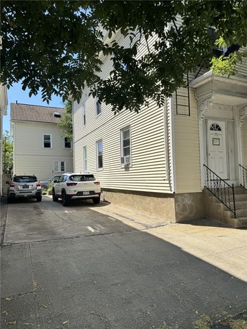 71 Sutton Street, Providence, RI 02903