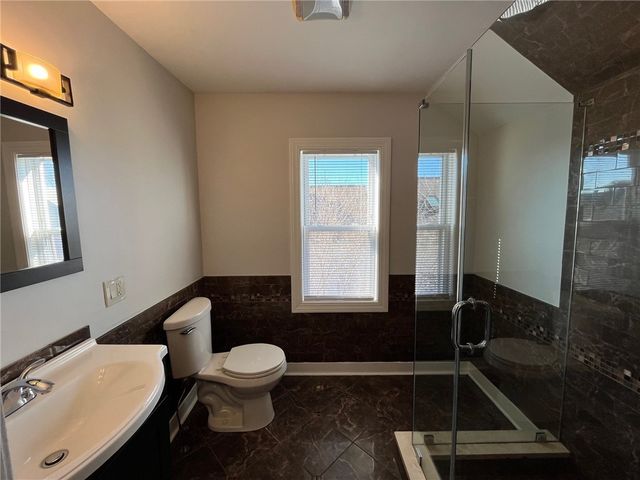 71 Sutton Street, Providence, RI 02903