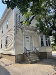 71 Sutton Street, Providence, RI 02903