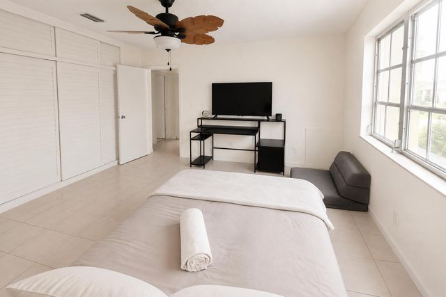 1431 S 14TH Avenue 209, Hollywood, FL 33020