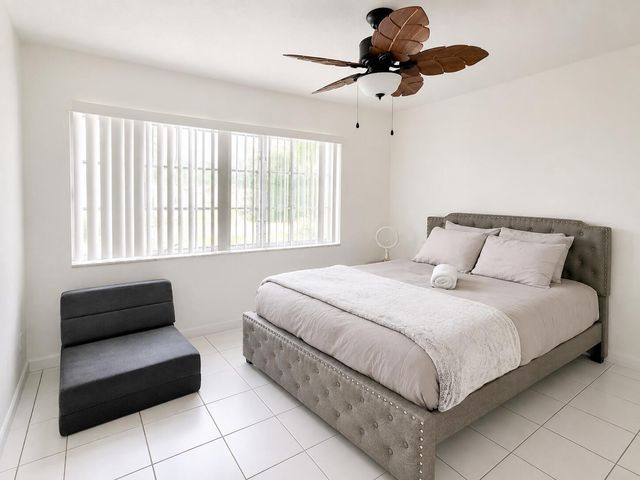 1431 S 14TH Avenue 209, Hollywood, FL 33020