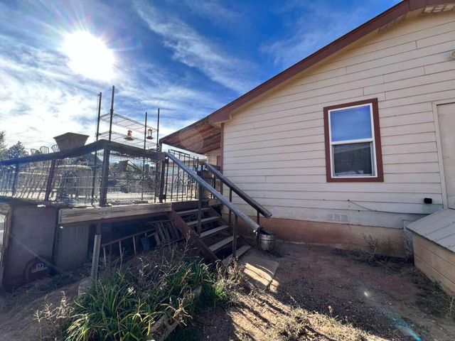 780 Red Bluff Road, Mountainair, NM 87036