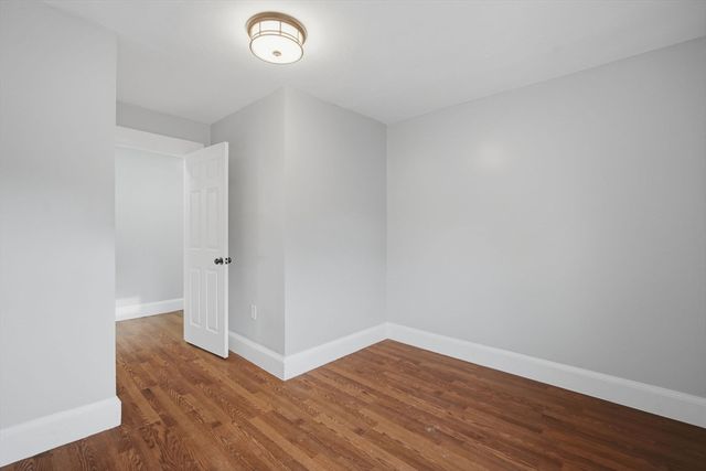 153 Bristol St, Springfield, MA 01109