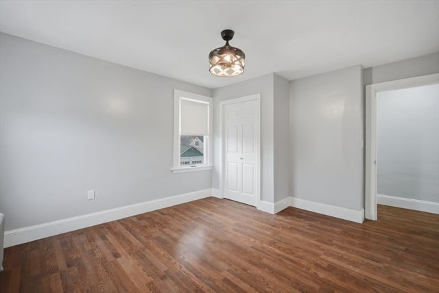 153 Bristol St, Springfield, MA 01109