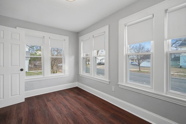 153 Bristol St, Springfield, MA 01109