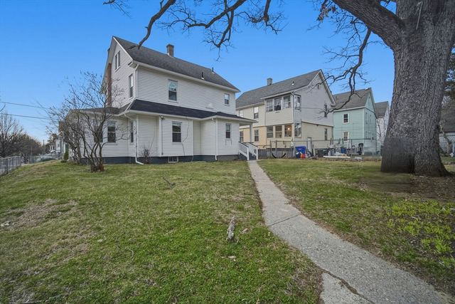 153 Bristol St, Springfield, MA 01109