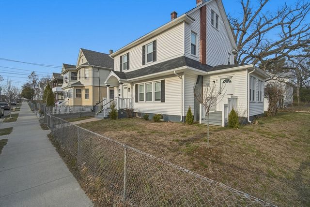 153 Bristol St, Springfield, MA 01109