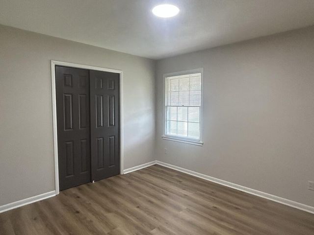 56 Clara St, Cowarts, AL 36321