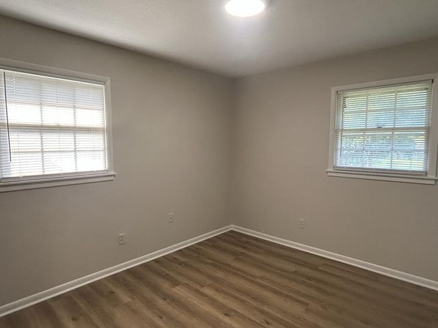 56 Clara St, Cowarts, AL 36321