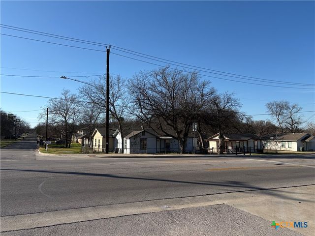 601 N 1st Street, Copperas Cove, TX 76522