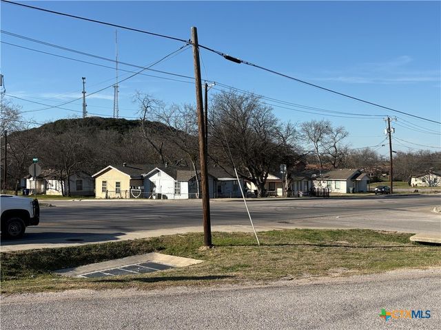 601 N 1st Street, Copperas Cove, TX 76522