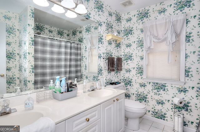 2265 Amberbrook Lane, Grayson, GA 30017