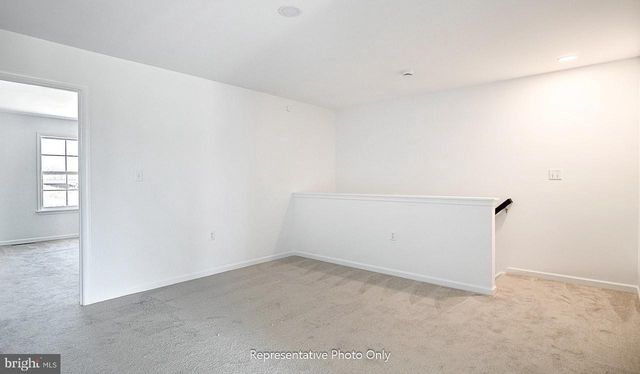 7839 OAK BROOK DR, Harrisburg, PA 17112