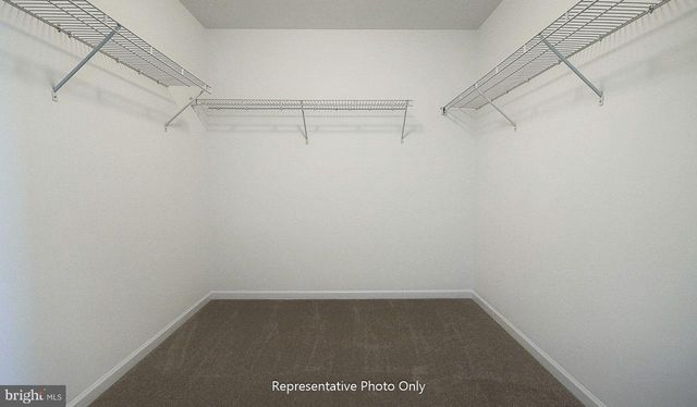 7839 OAK BROOK DR, Harrisburg, PA 17112