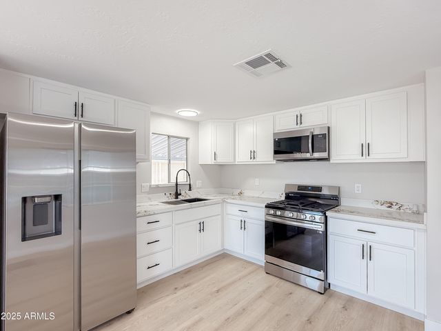 8600 E Broadway Road 151, Mesa, AZ 85208