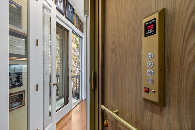 9290 W TERRAPIN HILLS RD RD, Columbia, MO 65203