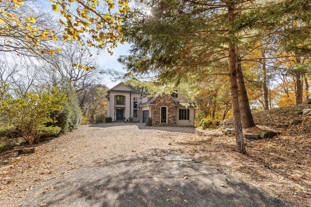 9290 W TERRAPIN HILLS RD RD, Columbia, MO 65203