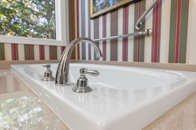 9290 W TERRAPIN HILLS RD RD, Columbia, MO 65203