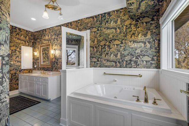 9290 W TERRAPIN HILLS RD RD, Columbia, MO 65203