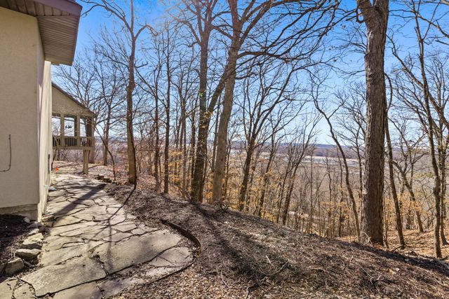 9290 W TERRAPIN HILLS RD RD, Columbia, MO 65203