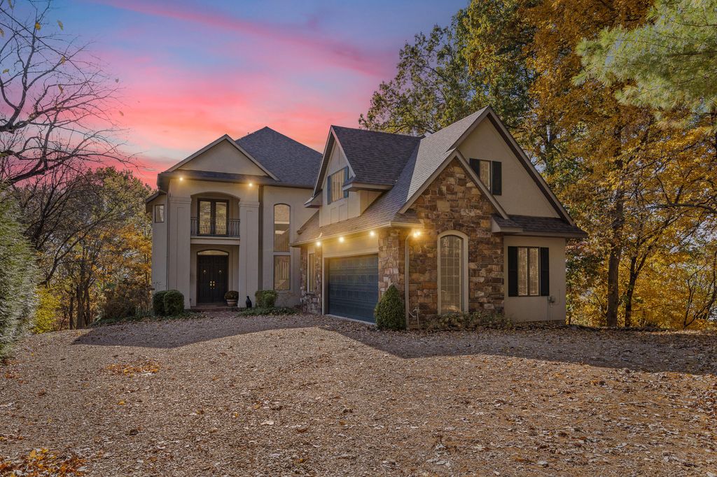 9290 W TERRAPIN HILLS RD RD, Columbia, MO 65203