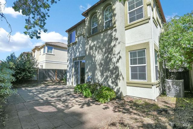 118 REFOSCO Ct, Vacaville, CA 95687