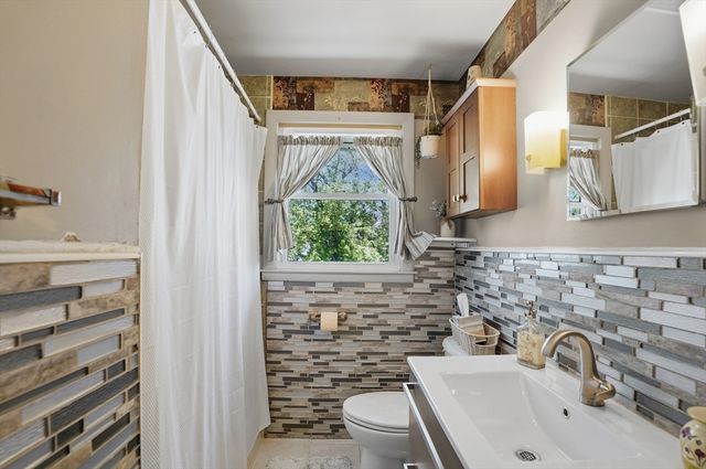 15 Birmingham Road, Worcester, MA 01606
