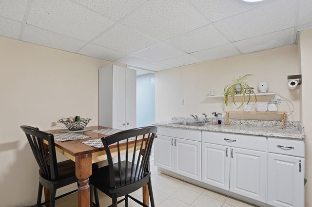 15 Birmingham Road, Worcester, MA 01606