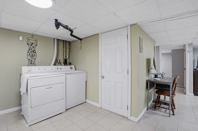 15 Birmingham Road, Worcester, MA 01606
