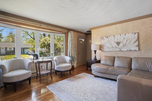 15 Birmingham Road, Worcester, MA 01606
