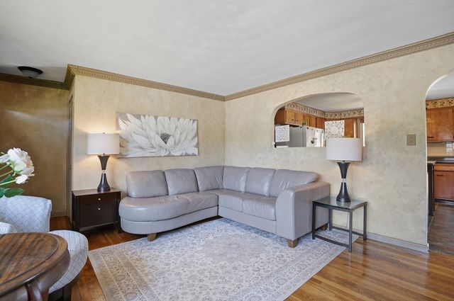 15 Birmingham Road, Worcester, MA 01606