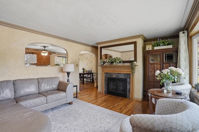 15 Birmingham Road, Worcester, MA 01606