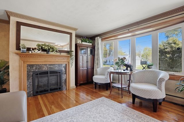 15 Birmingham Road, Worcester, MA 01606