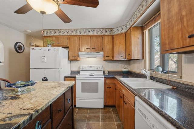 15 Birmingham Road, Worcester, MA 01606