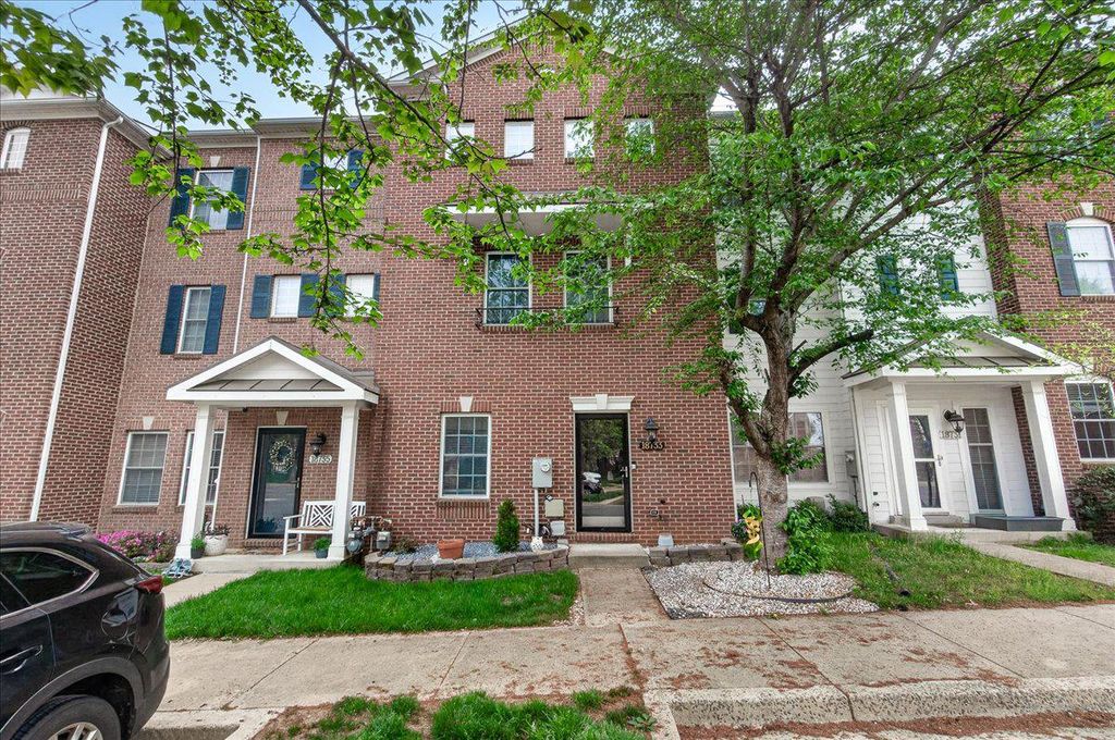 Image 49 of property listing at 18733 FALLING RIVER DR, Gaithersburg, MD 20879