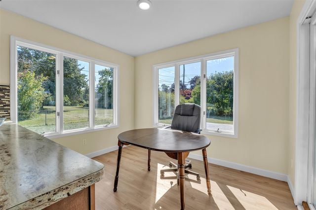 343 Teggerdine Trail, White Lake, MI 48386