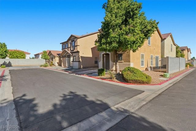 10268 Union Park Court, Las Vegas, NV 89183