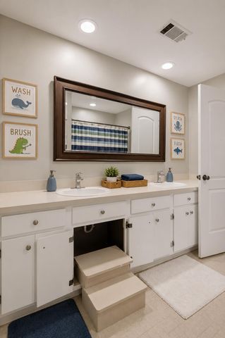 18 Old English Drive, Charleston, SC 29407