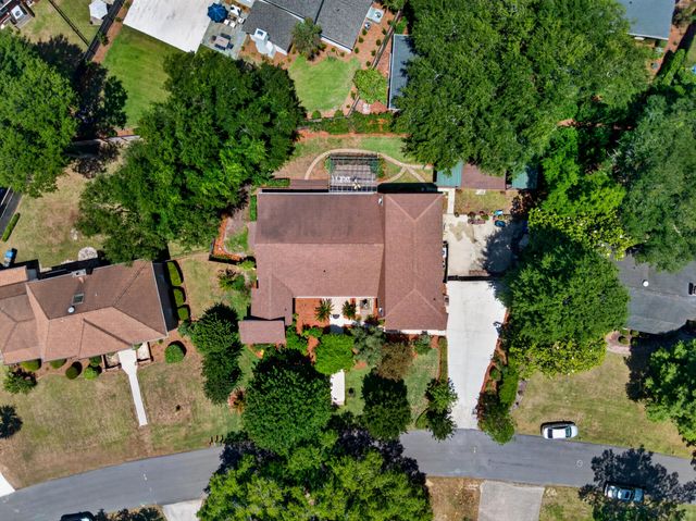 18 Old English Drive, Charleston, SC 29407