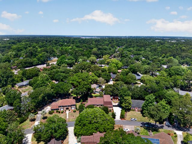 18 Old English Drive, Charleston, SC 29407