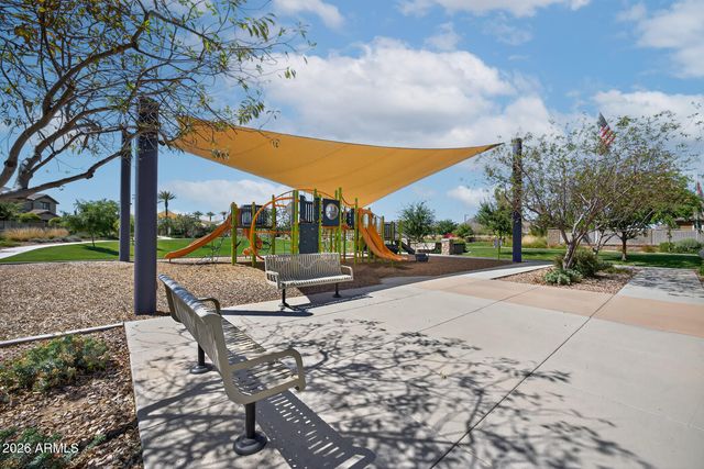 2845 W FAIN Drive, San Tan Valley, AZ 85144