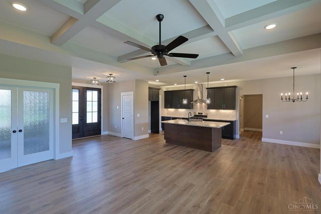 2795 Venice Crossing Drive, Ross Twp, OH 45013