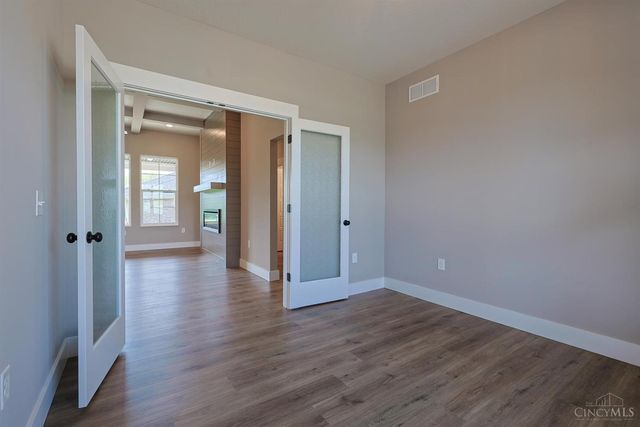 2795 Venice Crossing Drive, Ross Twp, OH 45013