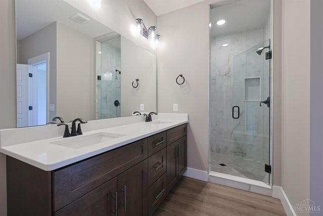 2795 Venice Crossing Drive, Ross Twp, OH 45013