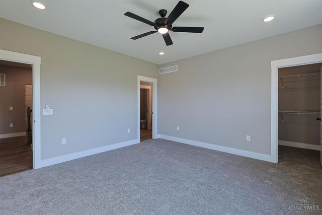 2795 Venice Crossing Drive, Ross Twp, OH 45013
