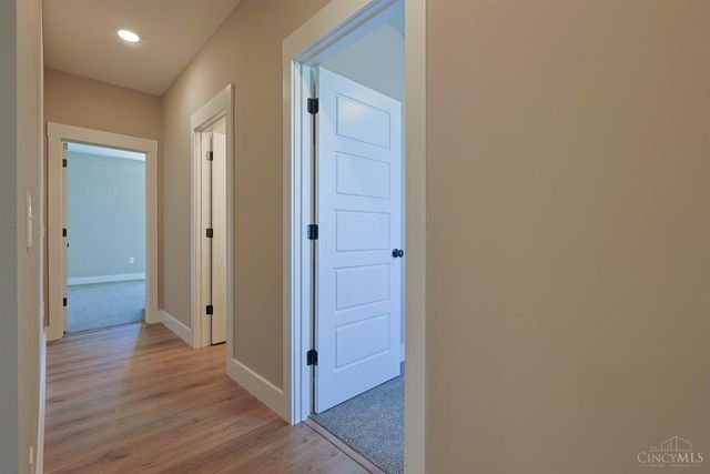 2795 Venice Crossing Drive, Ross Twp, OH 45013