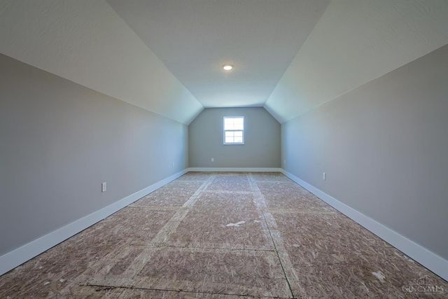 2795 Venice Crossing Drive, Ross Twp, OH 45013